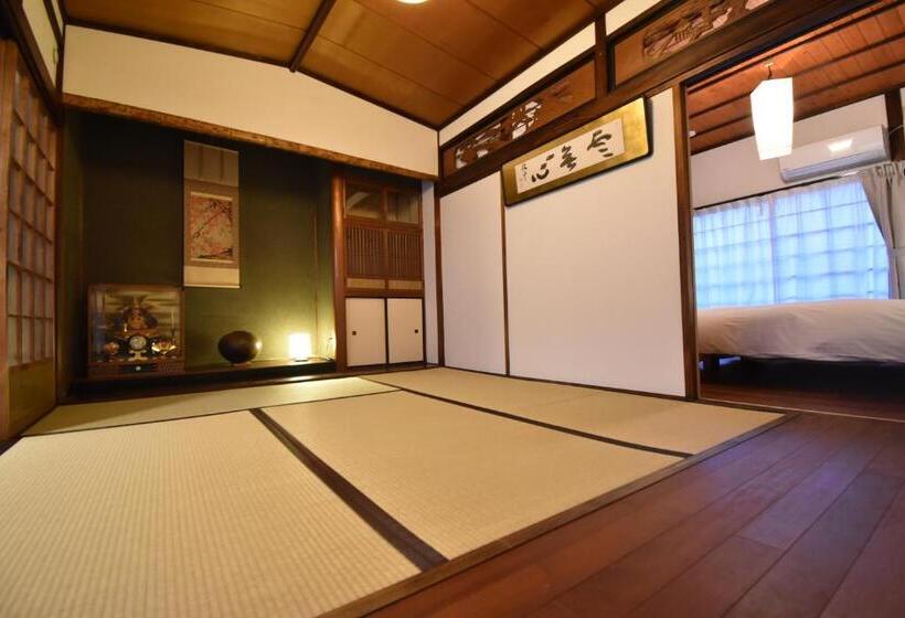 Chambre Familiale, Quaint House Naoshima