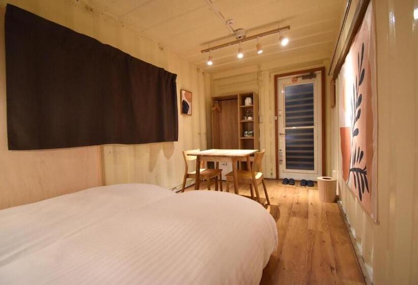 Chambre Economy, Quaint House Naoshima