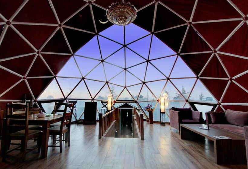 프레지덴셜 스위트, Tarika Resort & Spa , Chail