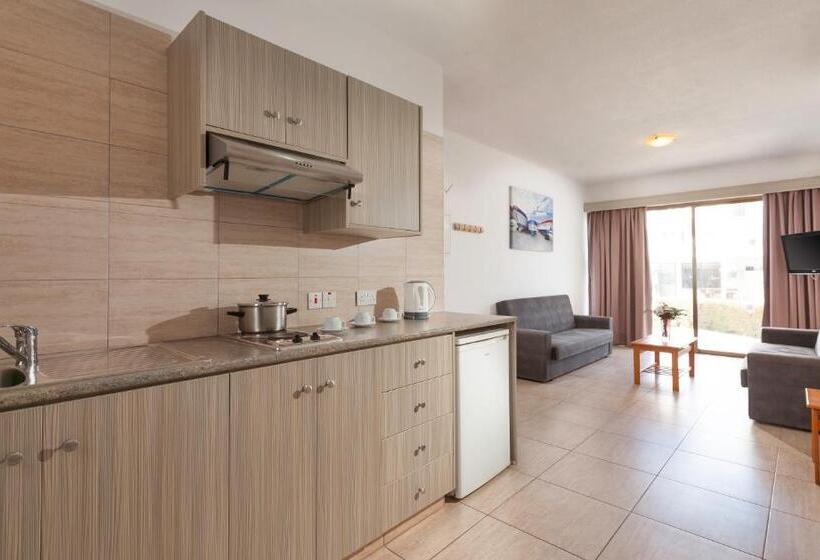 اتاق دوبلکس, Penelope Beach Hotel Apts