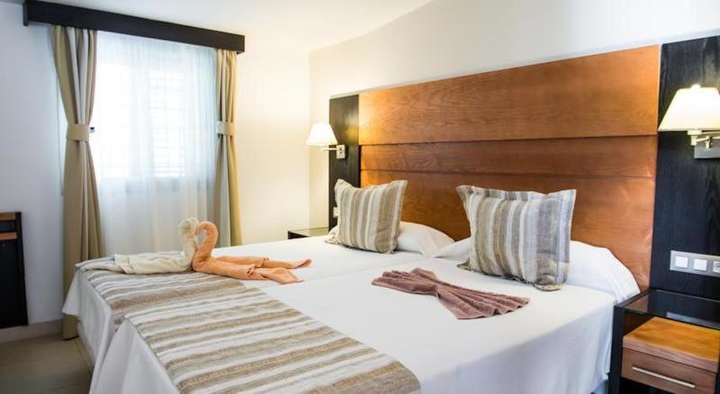 Номер Стандарт, HL Miraflor Suites