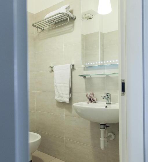 اتاق استاندارد, La Perla Rimini