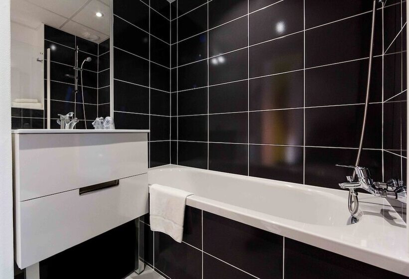 Номер Комфорт, The Originals City, Hôtel Agora, Nantes Ouest