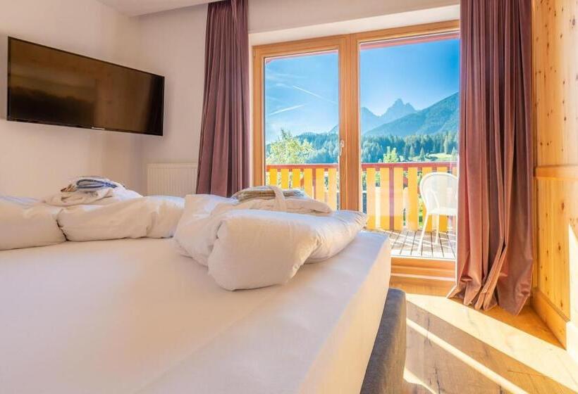 Люкс Вид на Горы, Villa Stefania
