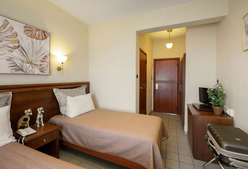 Номер Стандарт Трехместный, Alkyonis Hotel