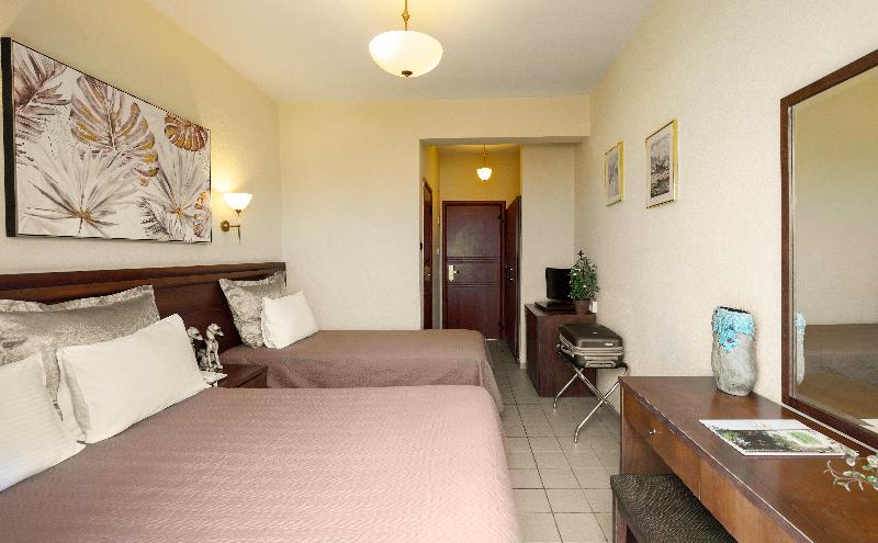 Номер Стандарт Трехместный, Alkyonis Hotel