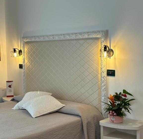 اتاق استاندارد سه نفره, Delle Rose