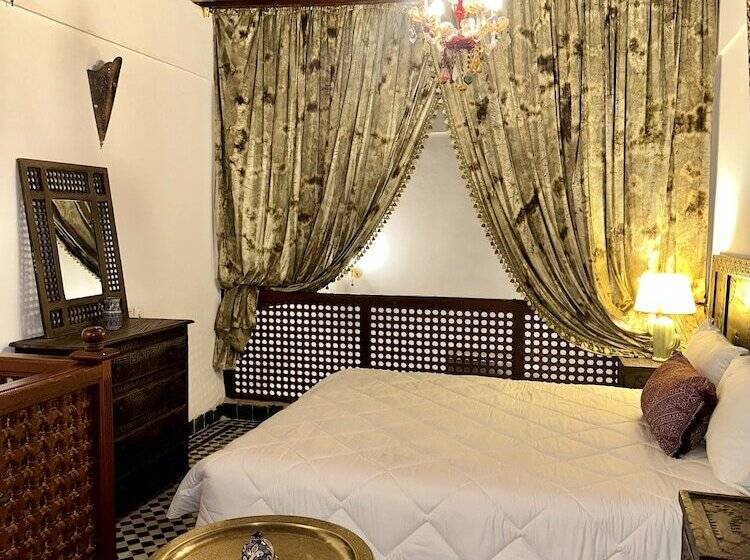 اتاق دوبلکس, Palais Al Firdaous