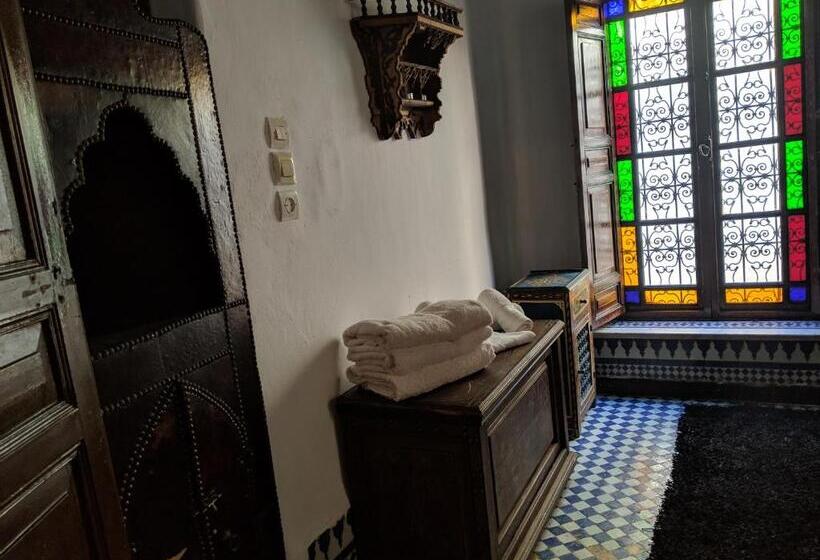 مجموعه ویستا شهر, Palais Al Firdaous