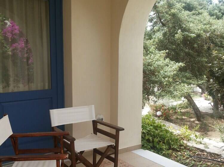 ویلای 1 خوابه با چشم‌انداز دریا, Kedros Villas
