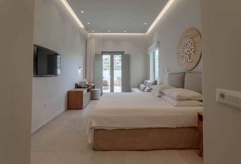 سوئیت جونیور با چشم‌انداز باغ, Kedros Villas