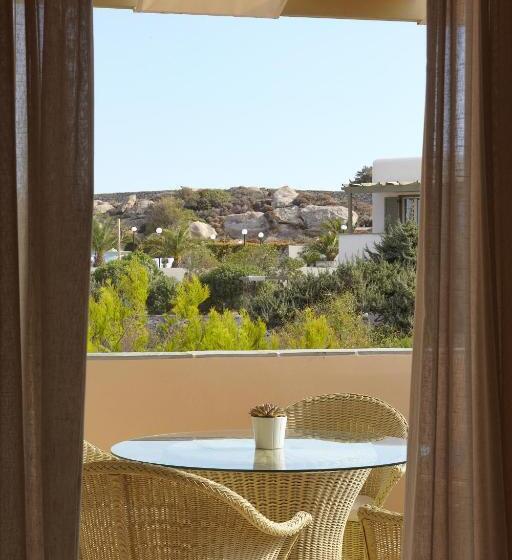 سوییت با چشم‌انداز دریا, Kedros Villas