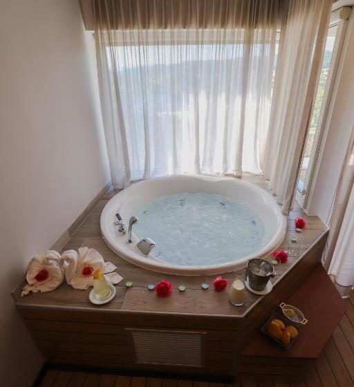 Номер Стандарт с Гидромассажем, Wellness Hotel Villa Magdalena