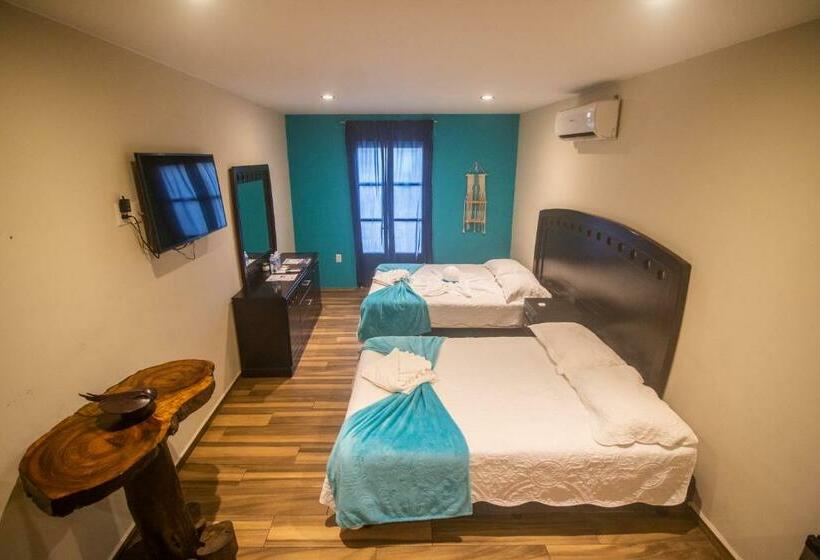 سوییت جونیور با بالکن, Boutique Casa Mariano
