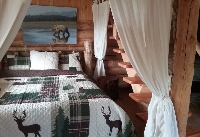 小室, Eagle Bear Lodge