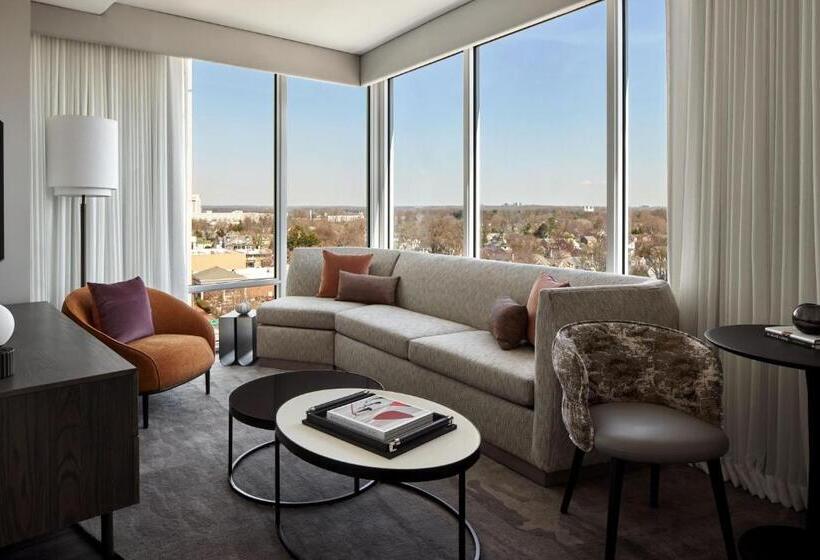 سوئیت با تخت بزرگ, Marriott Bethesda Downtown At Marriott Hq