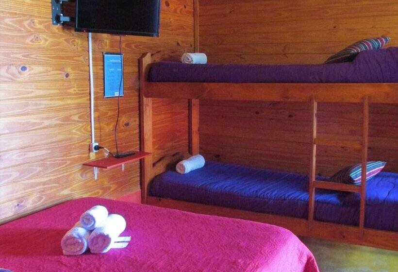 4인용 스탠다드 룸, Hostal Del Suri