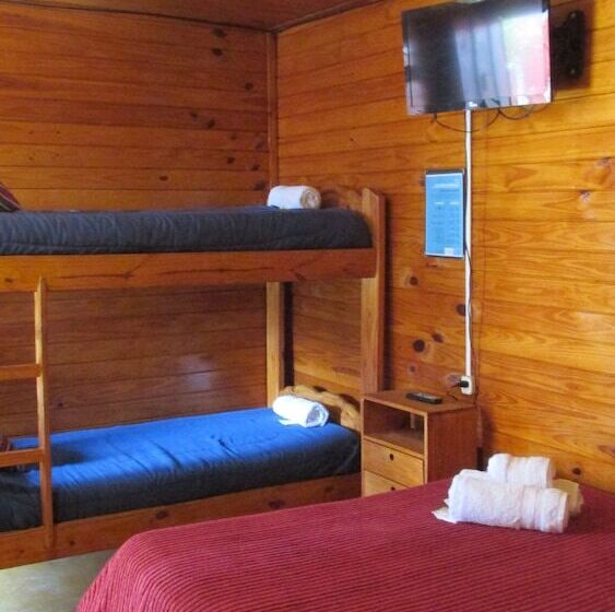 4인용 스탠다드 룸, Hostal Del Suri