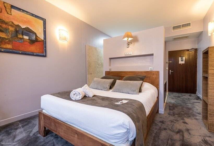 Номер Deluxe, Restaurant Spa Disini Montpellier Est, The Originals Relais