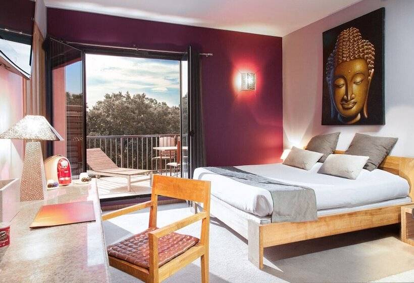Номер Deluxe с Террасой, Restaurant Spa Disini Montpellier Est, The Originals Relais