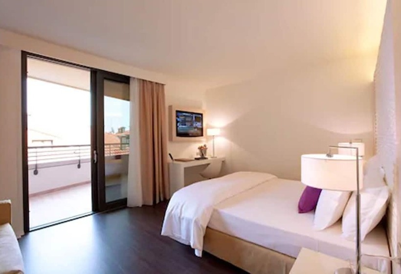 اتاق سوپریور با چشم‌انداز جانبی دریا, Laguna Palace Hotel Grado
