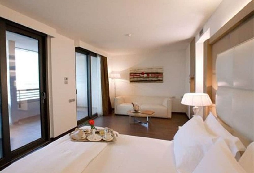 سوییت جونیور با چشم‌انداز دریا, Laguna Palace Hotel Grado