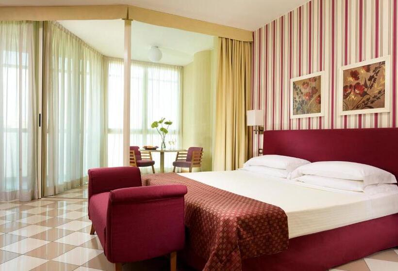 اتاق اجرایی, Unahotels The One Milano Hotel & Residence