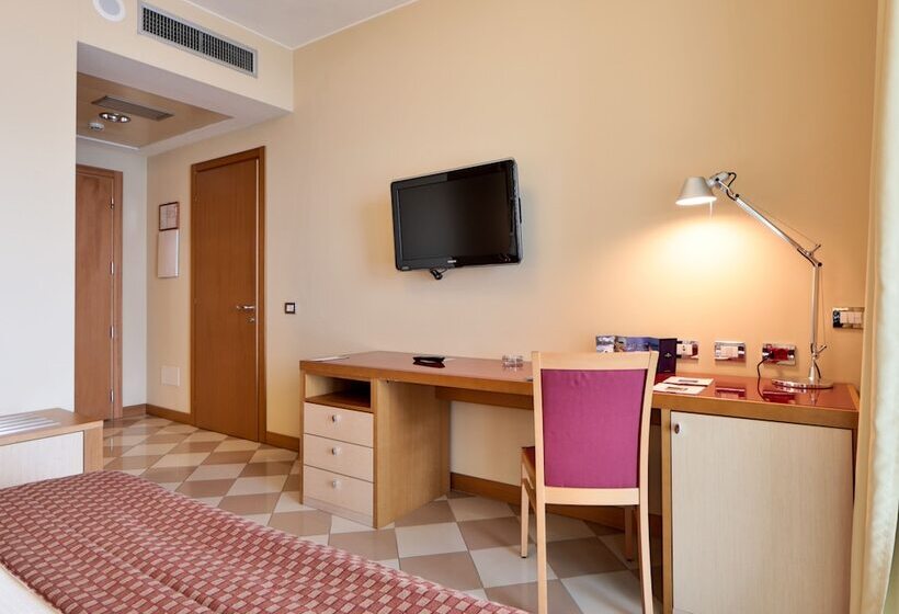 اتاق کلاسیک, Unahotels The One Milano Hotel & Residence