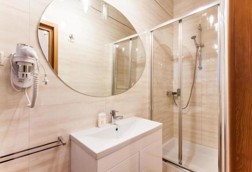 Номер Economy, Aparthotel Oberża