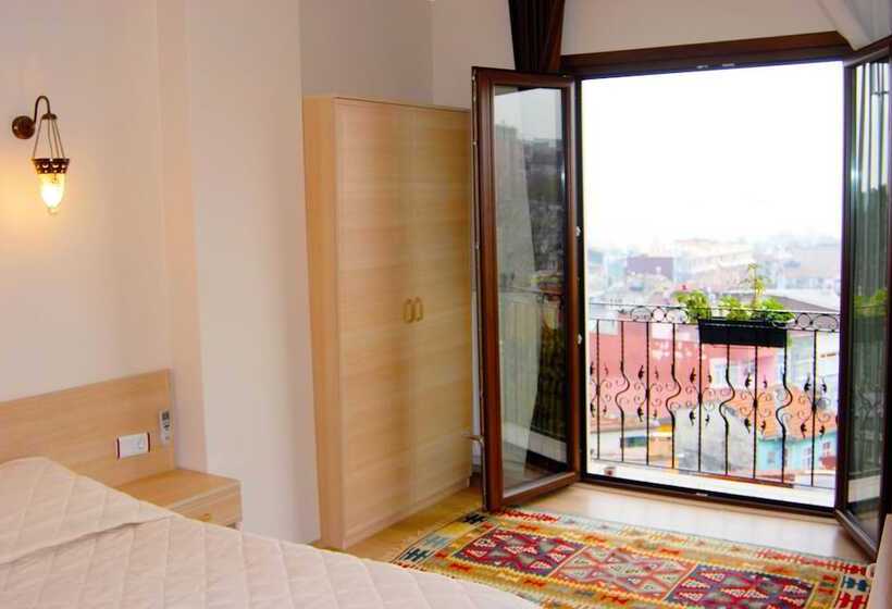 اتاق استاندارد با چشم‌انداز دریا, Art City Hotel Istanbul