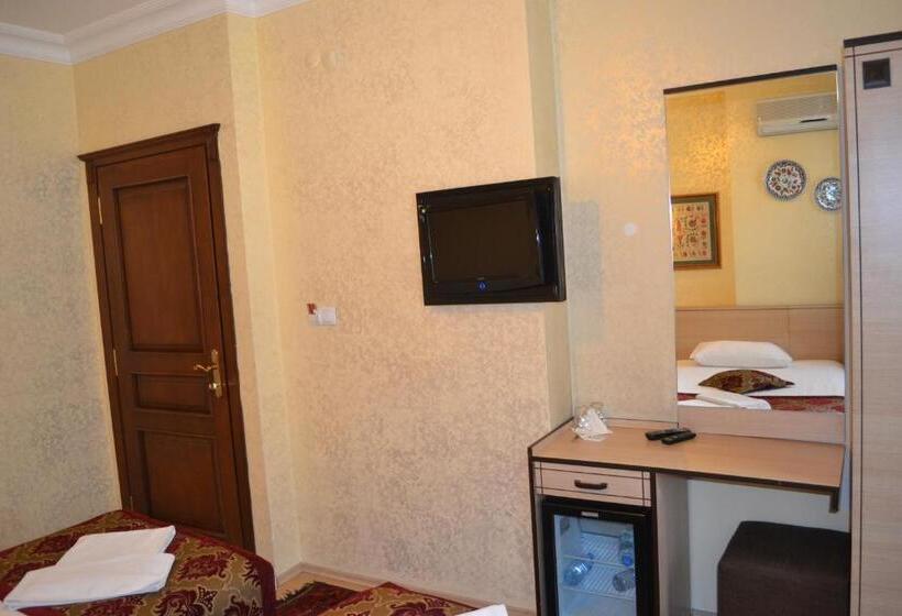 Triple Room Sea View, Art City Hotel Istanbul