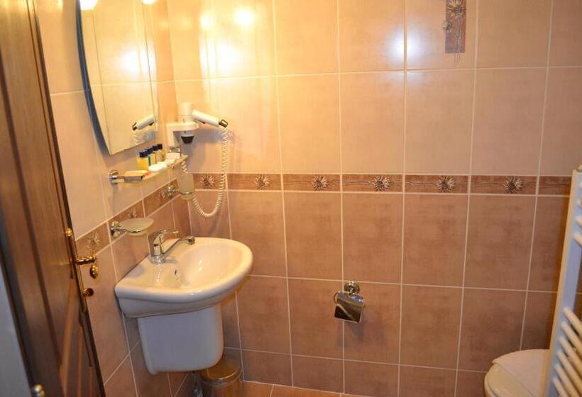 اتاق استاندارد سه نفره, Art City Hotel Istanbul