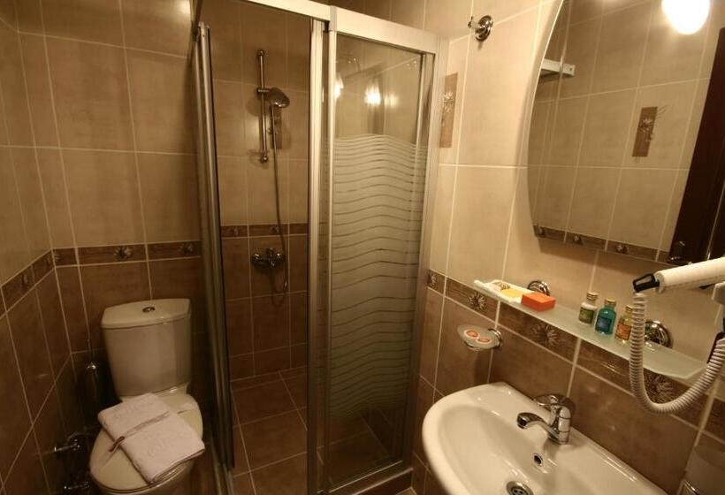 اتاق لوکس با بالکن و چشم‌انداز دریا, Art City Hotel Istanbul