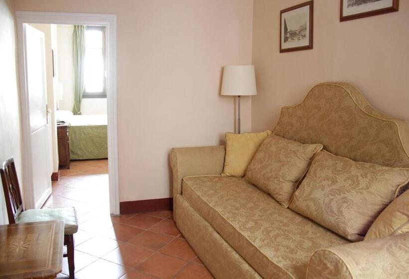 Quarto Triplo Standart, B&b A Florence View