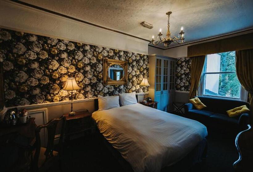 スタンダードルーム, Brook Hall