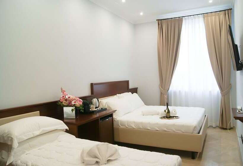 اتاق استاندارد سه نفره, Esposizione Boutique