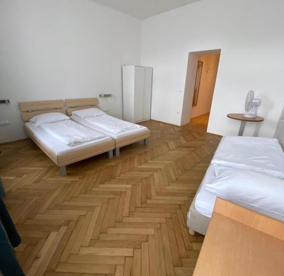 스탠다드 트리플 룸, Kolbeck Rooms