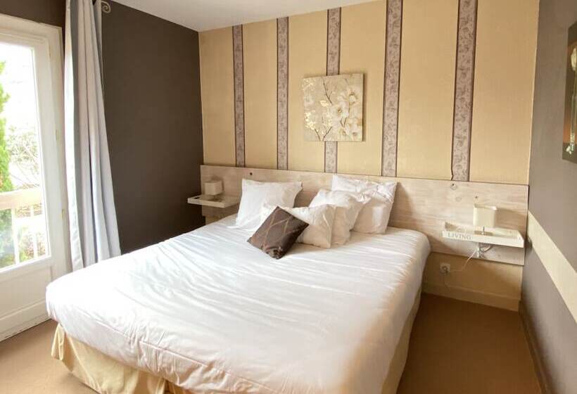 اتاق سوپریور, Logis Hôtel Médiéval, Montélimar Nord