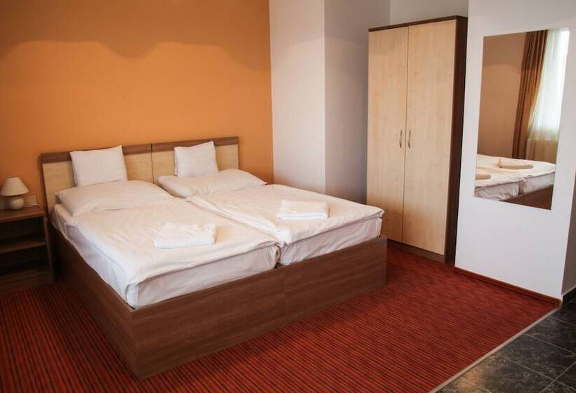Номер Стандарт, Silver Hotel Budapest City Center