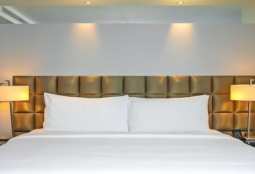 可观景的套房, Voco   Bonnington Dubai, An Ihg