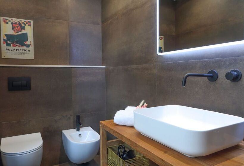 Номер Стандарт Двуспальная Кровать Вид на Город, Bohemien Boutique Guesthouse