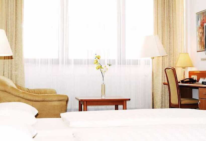 Номер Стандарт, Fair Hotel Am Rathaus