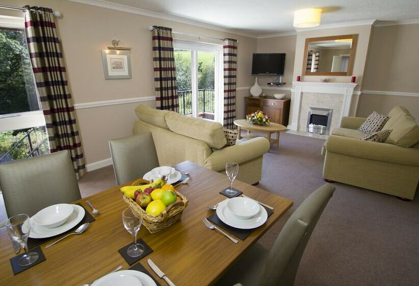 Дом 2 Спальни, Woodford Bridge Country Club