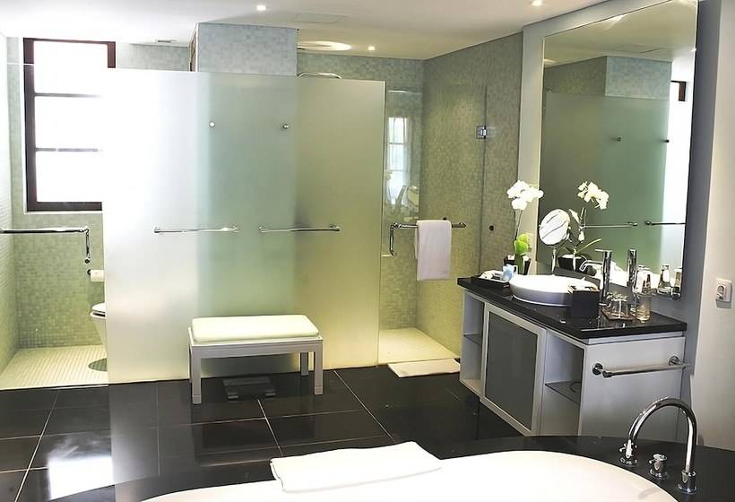 اتاق لوکس با بالکن, Novotel Bali Nusa Dua