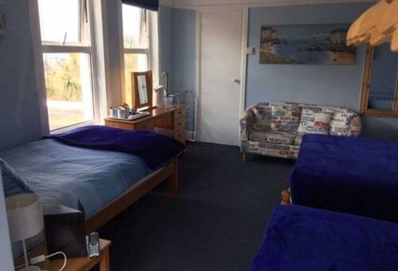 Семейный Номер, Pine Lodge Guest House