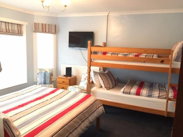 غرفة عائلية, Pine Lodge Guest House