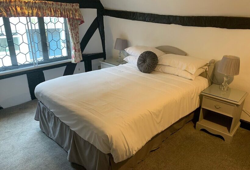 Номер Стандарт, The White Hart Inn