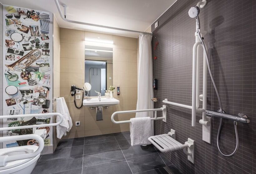 اتاق سوپریور, Holiday Inn   The Niu, Brass Munich Olympiapark, An Ihg
