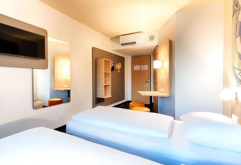 Номер Стандарт, B&b Hotel Emden
