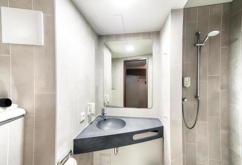 Семейный Номер, B&b Hotel Emden